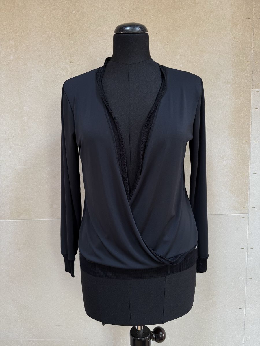 Rich & Royal Maglioni & Felpe: Damen Pullover rich & royal schwarz Grösse S neuwertig – Usato da Winterthur venduto da ninanill