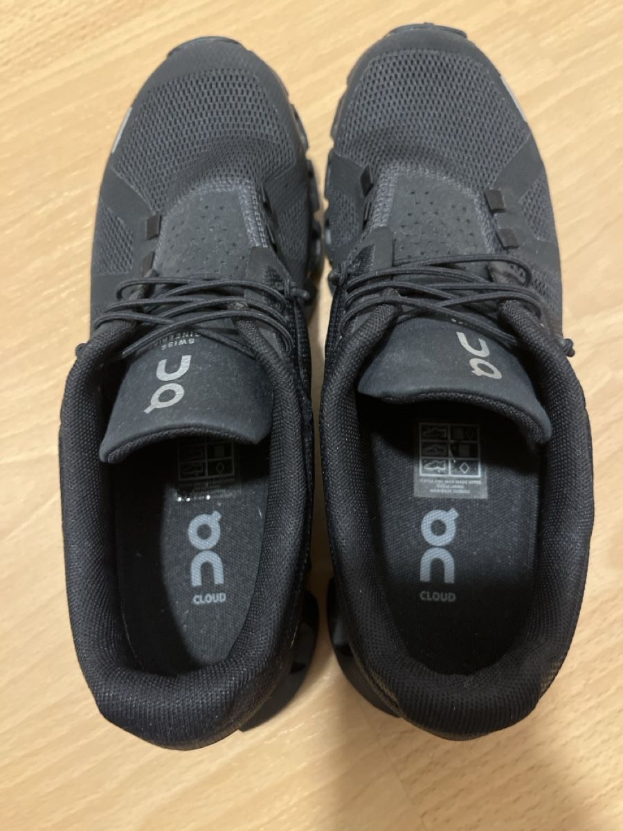 On Scarpe da donna: On Cloud Laufschuhe schwarz – Nuovo (secondo la descrizione) da Rorschacherberg venduto da dze_my6f 2