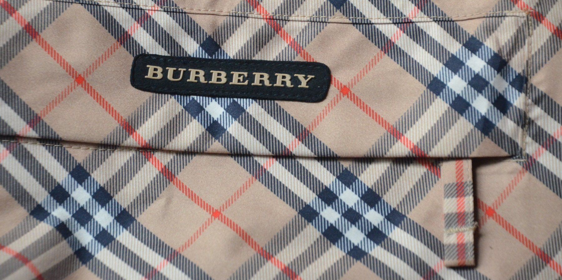 Burberry Pantaloni: Burberry Hose / pantalon 3/4 .S – Usato da Collonges venduto da arashee 5