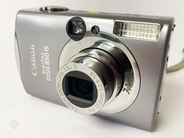 Canon IXUS 850 IS 7.1MP 3.8x Zoom Digitalkamera Silber
