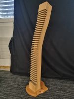 CD-Ständer aus Holz (Esche) Handarbeit Saanen. Höhe 100 cm