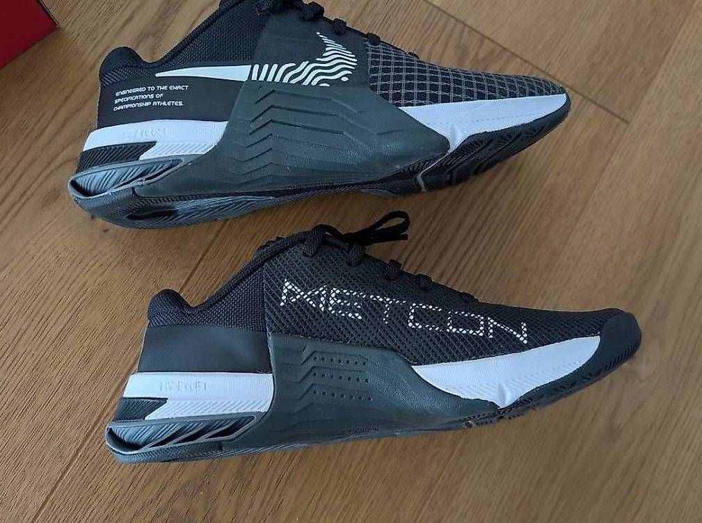 Scarpe da donna: Nike Metcon 8, Damen neu, Gr. 38 – Usato da Grub AR venduto da Sky101 3
