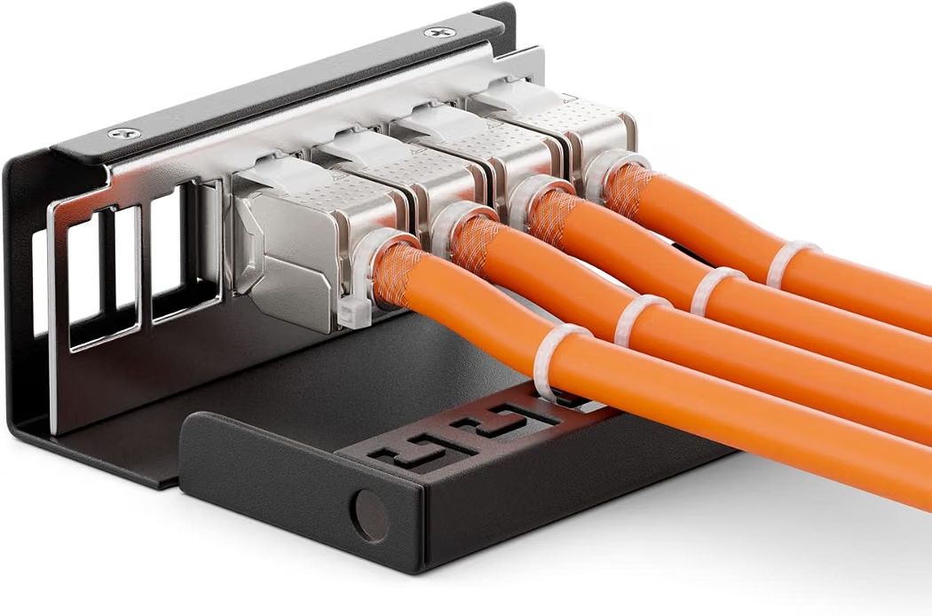 Racks & Ständer: deleyCON 6 Port Patchpanel Gehäuse – Gebraucht aus Toffen von TradR 1