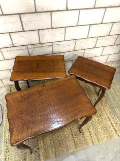 Tavoli: 3  eR  HoLz BeisTeLLtisChLi  SeT – Usato da Winkel venduto da zeho 3