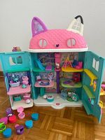 Gabbys Dollhouse mit viel Zubehör