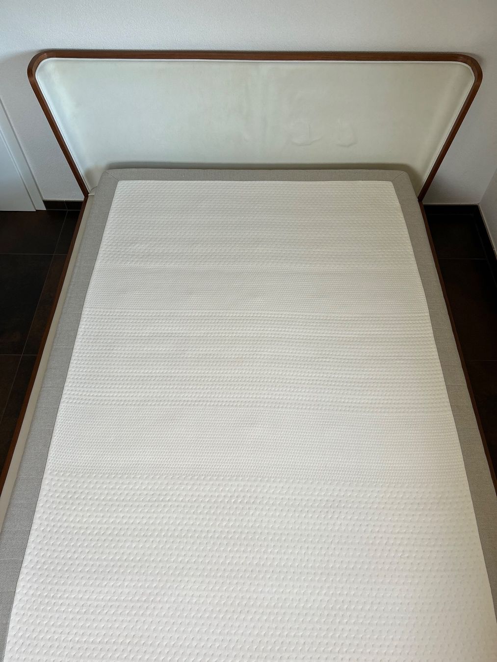 Letti: Lit et matelas 140x200cm NOYER moderne – Usato da Portalban venduto da Ejdgar 7