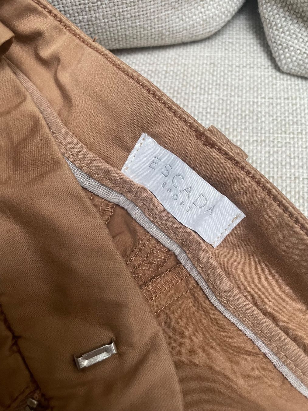Escada Pantaloni: Hose Escada 36 – Usato da Minusio venduto da Pink222 6