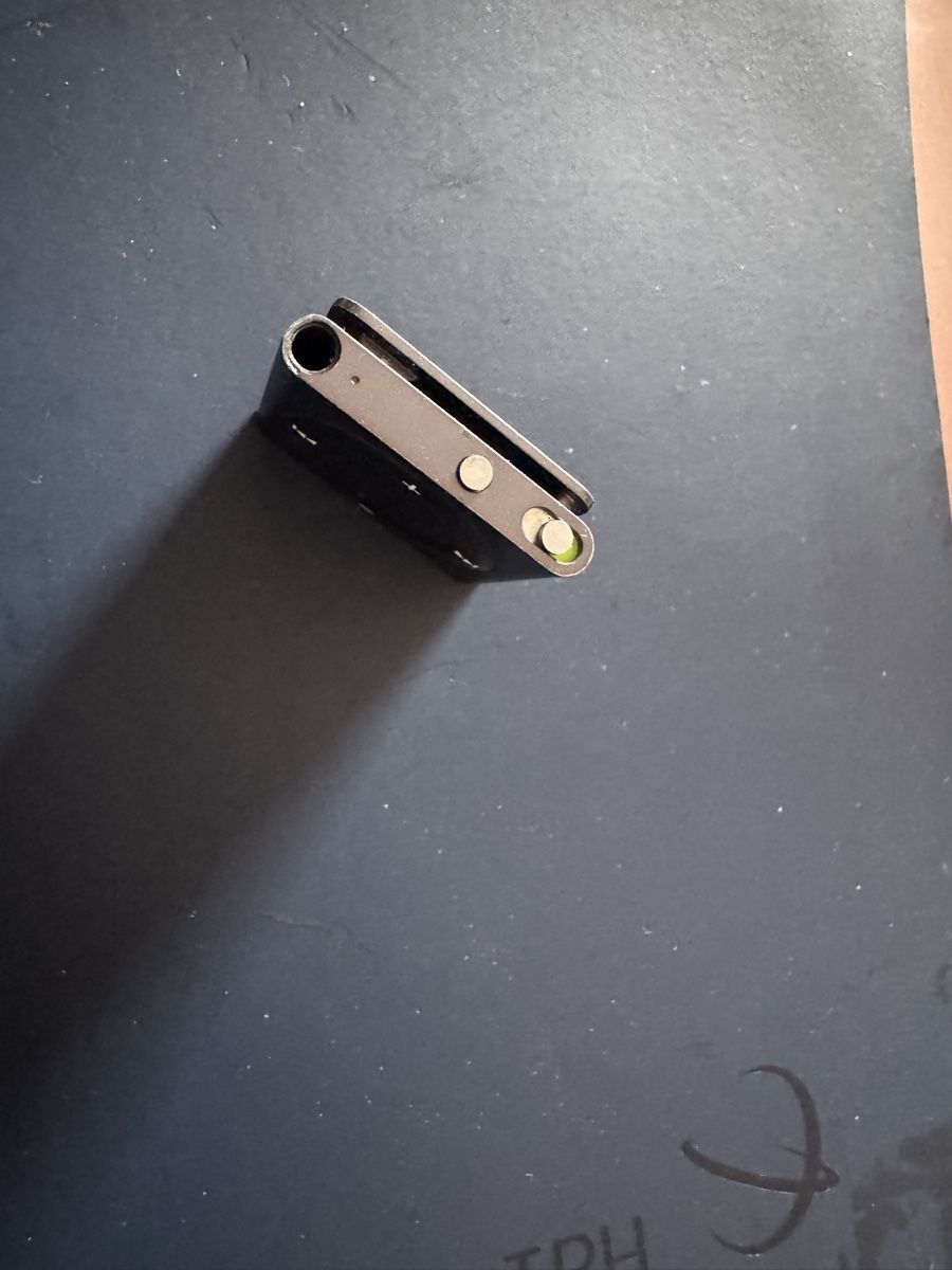 Apple Tragbarer Mediaplayer: Apple iPod shuffle 4th Generation – Defekt aus Biel/Bienne von Baol1 4