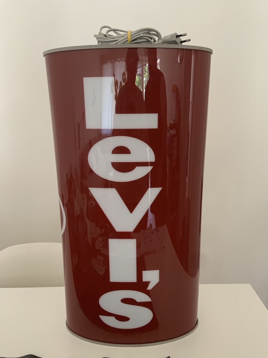 Toutes les décorations: Original Levis Leuchtreklame – D'occasion à Muttenz par Mapuchi 1