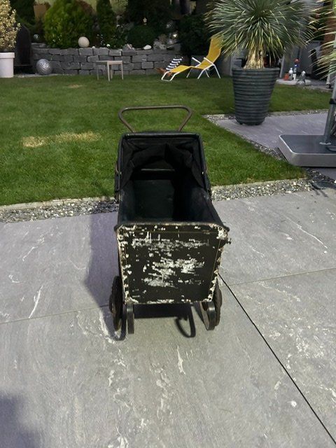 Kinderwagen: Antiker Kinderwagen mit Dach – Gebraucht aus Altendorf von Ffamily 1