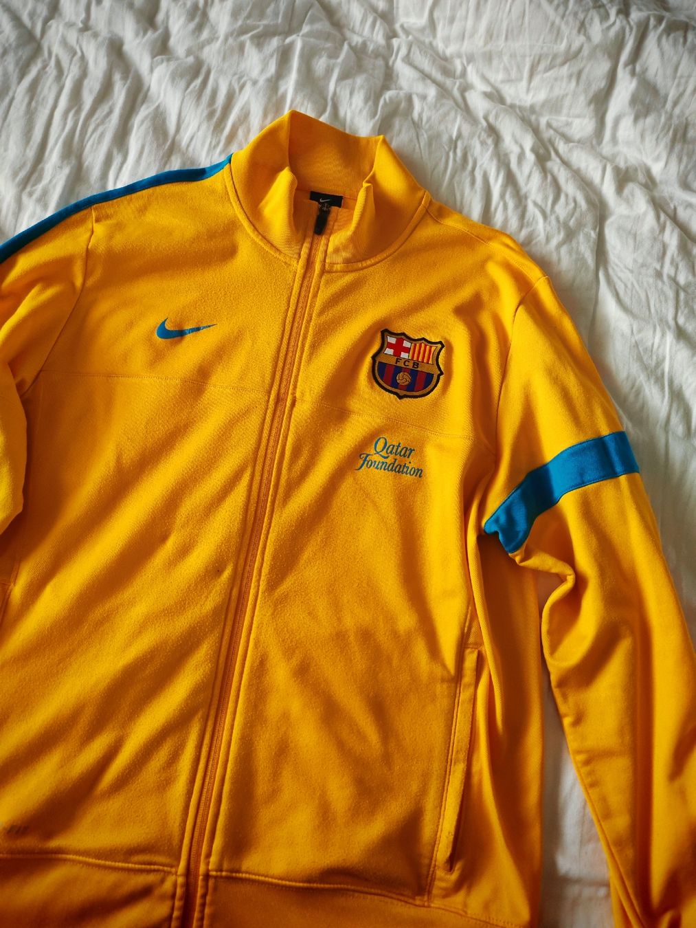 Nike Jacken: Nike FC Barcelona yellow XL – Gebraucht aus Marly von Coraioru 1