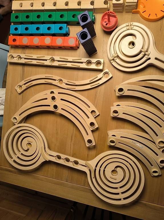 Quadrilla Giocattoli: Grosses Hape Quadrilla Set – Usato da Burgdorf venduto da Glizzy