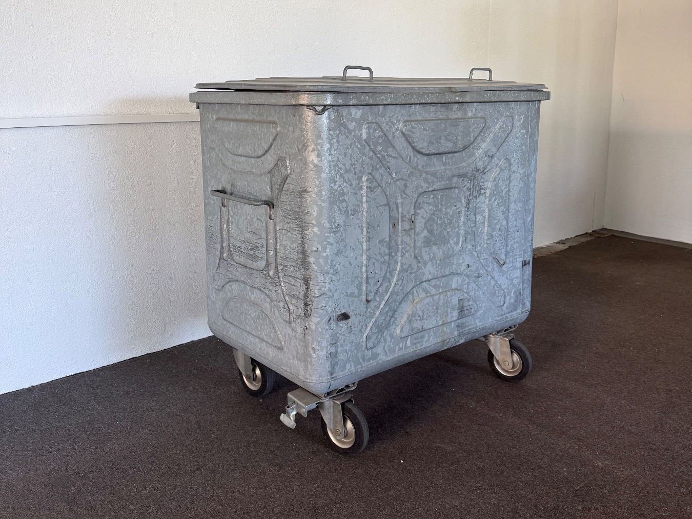Altro per Ufficio & Commercio: Abfall Container – Usato da Nürensdorf venduto da Geo61 1