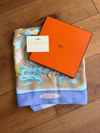 Carré Hermès Tsubas 90cm in seta, perfetto per l'estate!
