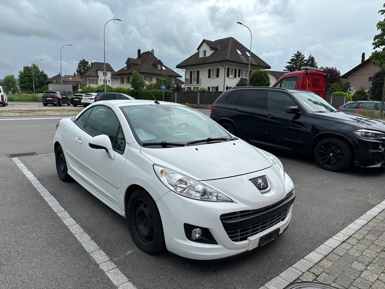 Peugeot Autos: Peugeot 207 CC 1.6 Turbo – Gebraucht aus Aarwangen von