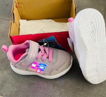 NEU Skechers Sneaker LED/ Sportschuhe/ Turnschuhe- Gr 22