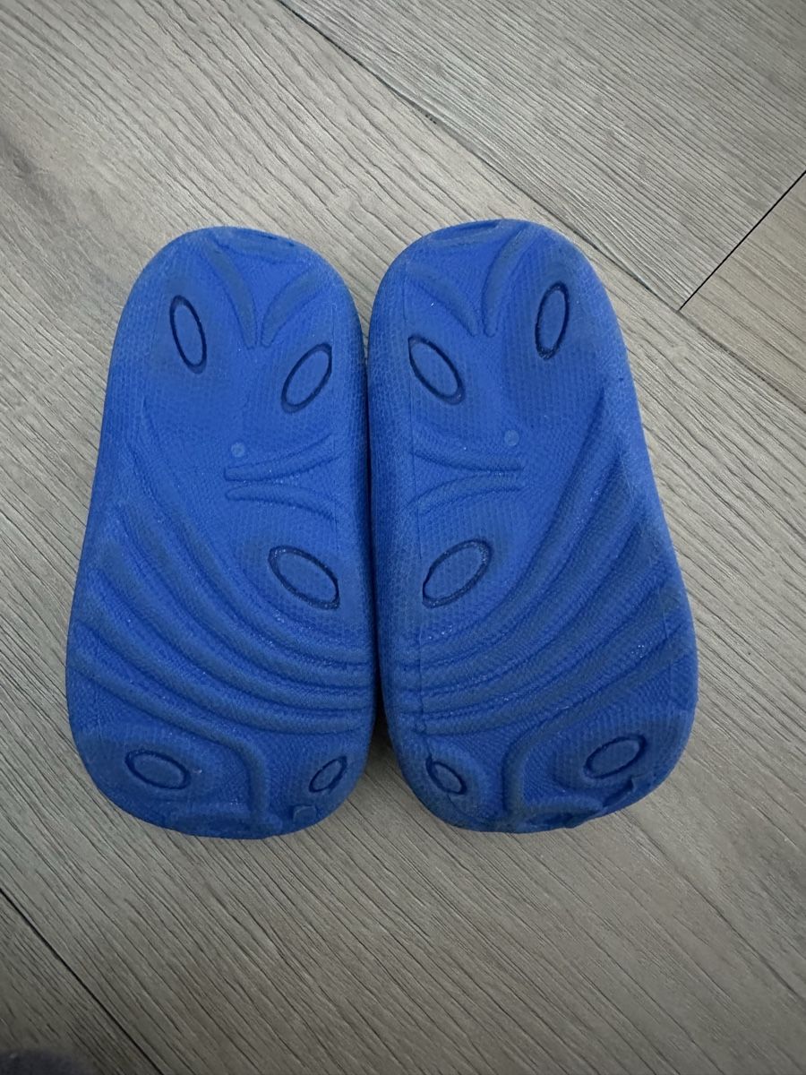 Scarpe per ragazzi: Badeschuhe Gr. 21 – Usato da Braunau venduto da vir_7xst 1