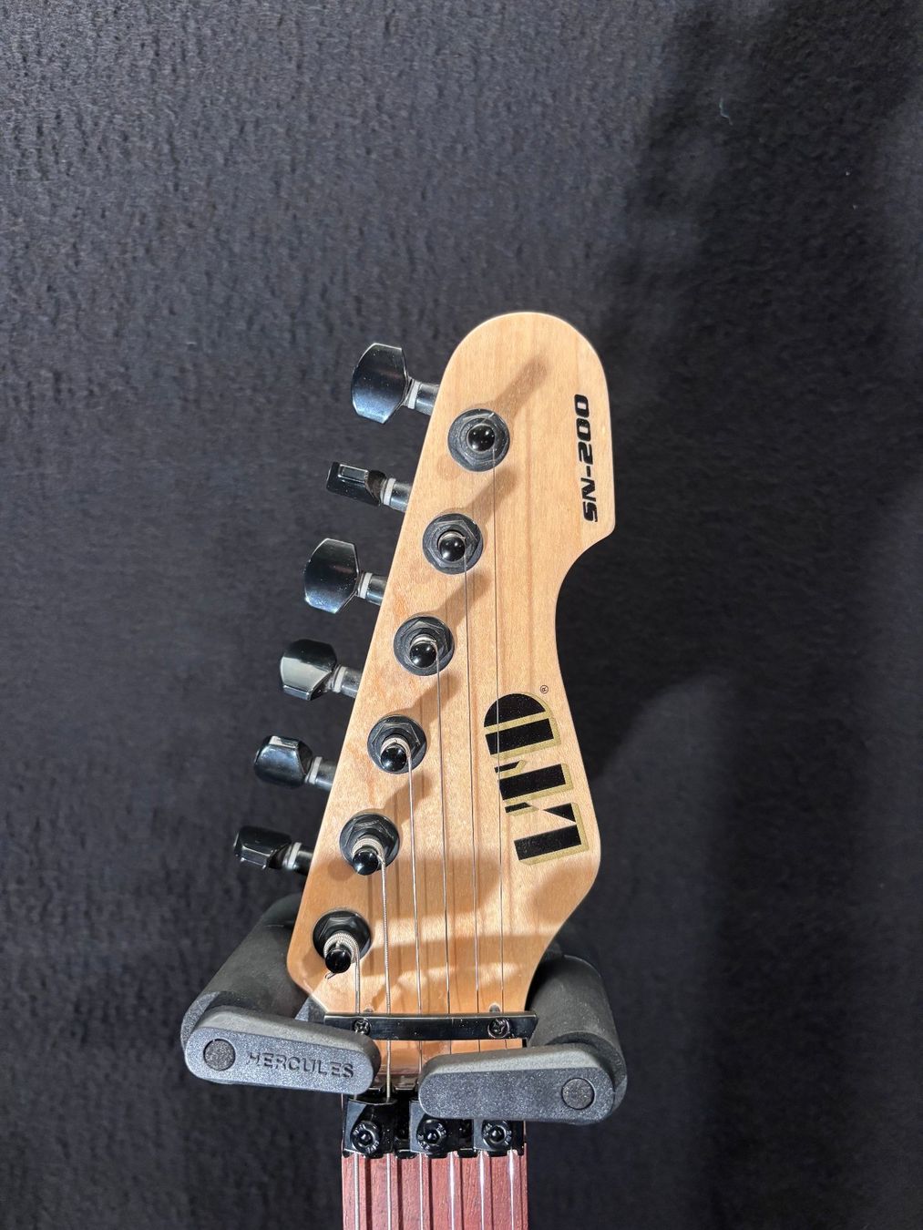 Esp Strumenti musicali: ESP LTD SN-200 FR Black – Nuovo e nell'imballaggio originale da Kaiserstuhl AG venduto da GTM-Kaiserstuhl 2