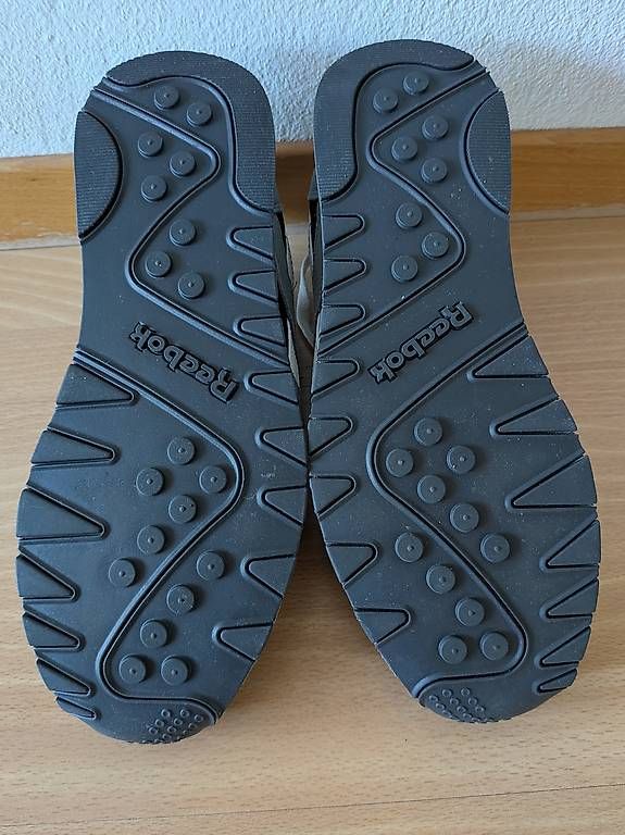Reebok Scarpe da uomo: Reebok Classic Nylon 43 neu – Usato da Rapperswil SG venduto da boatix 3