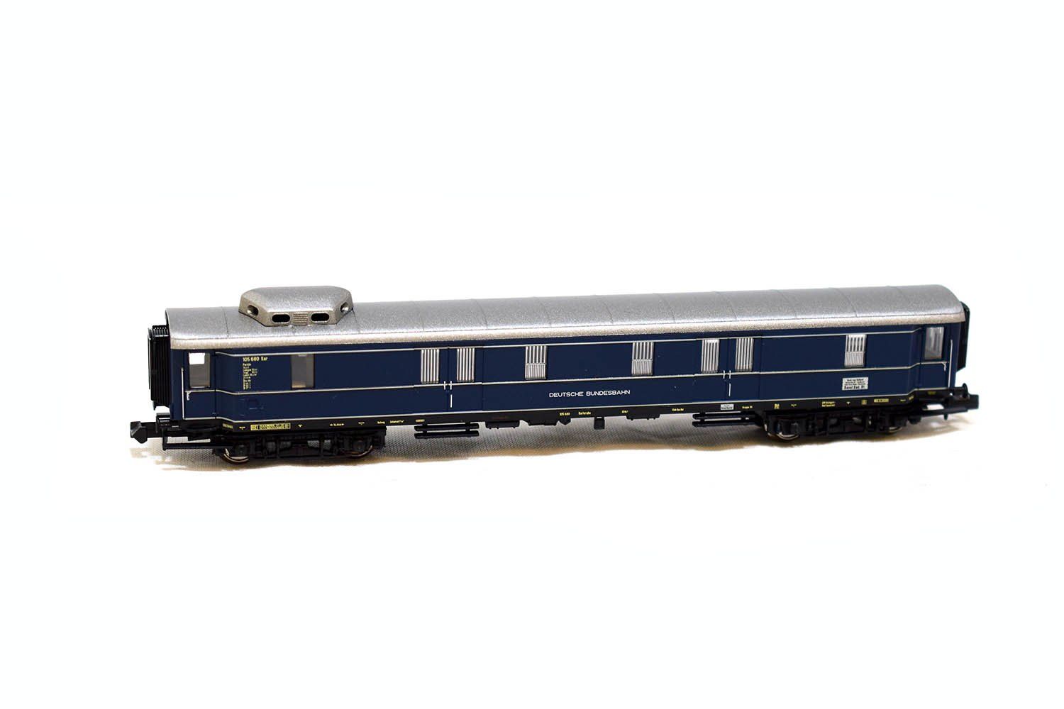 Trix Modelleisenbahnen: Minitrix 15739 DB Rheingold Gepäckwagen – Neu und originalverpackt aus Derendingen von FischertraiNs