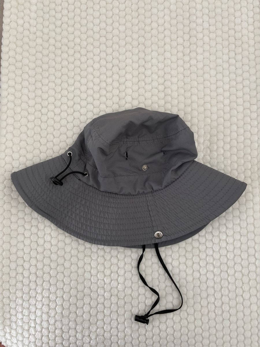 Copricapi, berretti & cappellini: Chapeau homme – Usato da Lausanne venduto da ary_t6x7