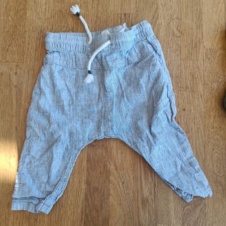 Hose Grösse 68 
