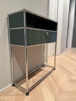 USM Haller Beistellmöbel / Sideboard – Nachtsalbei