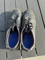 Hallen Fusssballschuhe Kipsta schwarz Grösse 45