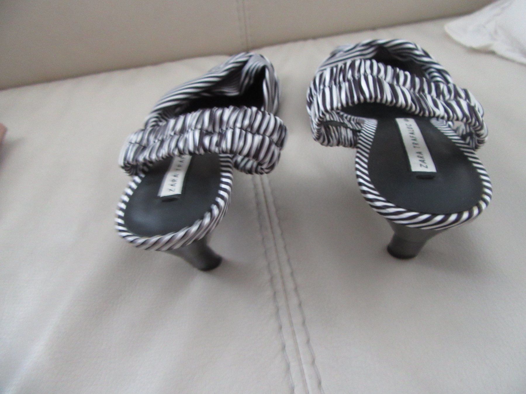 Zara Damenschuhe: Damen Sandalette Gr 40  ZARA – Neu (gemäss Beschreibung) aus Mels von Sandylein 5