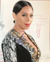 Solange Knowles Autogramm signiert Foto 20x25cm