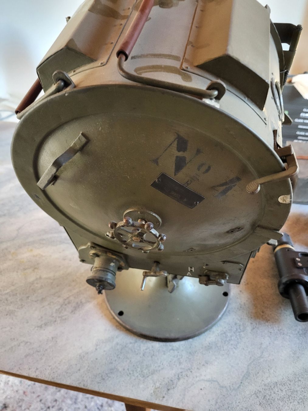 Scheinwerfer: Flabscheinwerfer Militär Schweiz – Gebraucht aus Obermumpf von Dustie 1