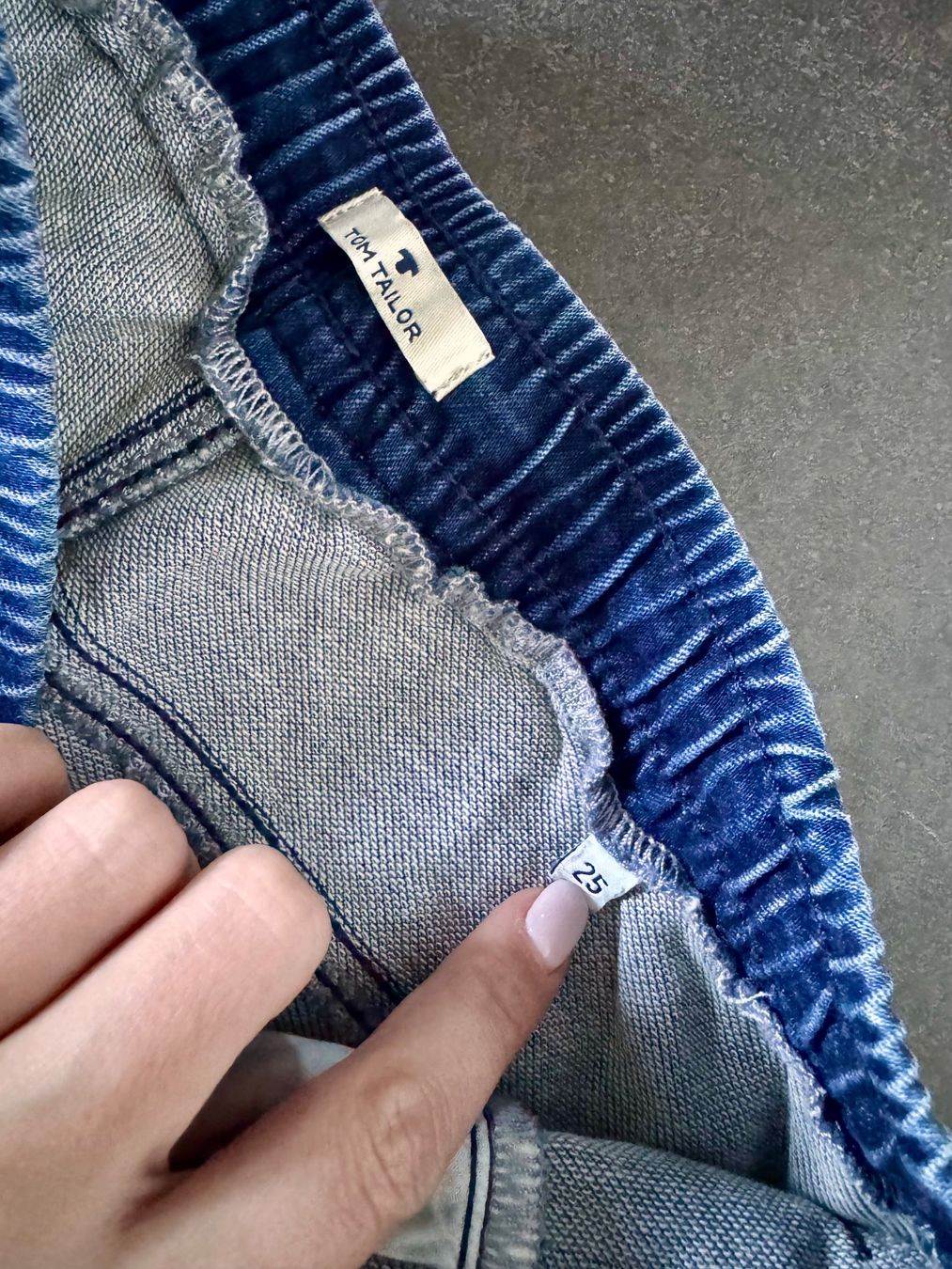 Tom Tailor Pantaloni: Loose Fit Hose Gr. 25/32 Tom Tailor – Usato da Rothrist venduto da Fondgruebe 3