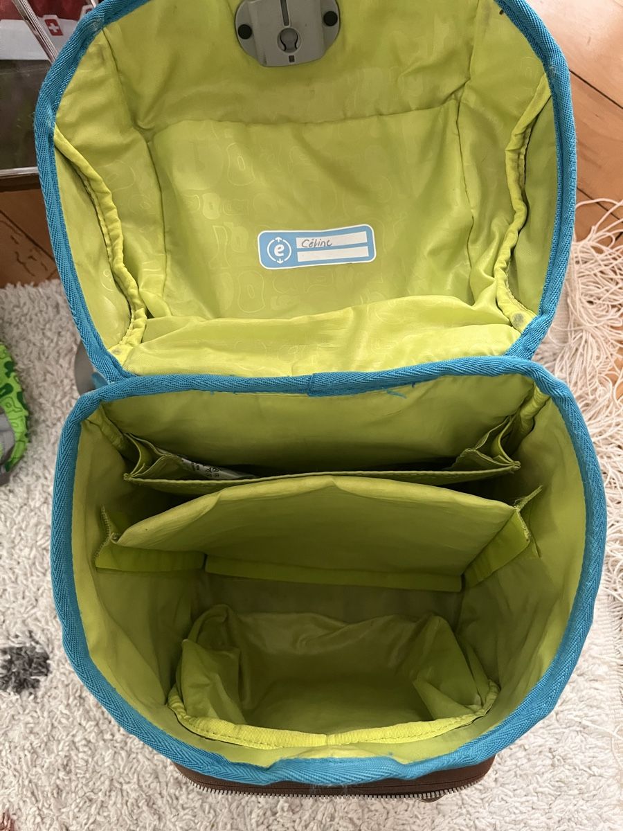 Sacs à dos: Ergobag Schulrucksack-Set inkl. Sporttasche & Regenschutz – D'occasion à St.Gallen par Pulo23 5