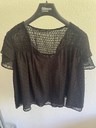 Zara Basic Collection - Schwarze Bluse mit Rüschen, M