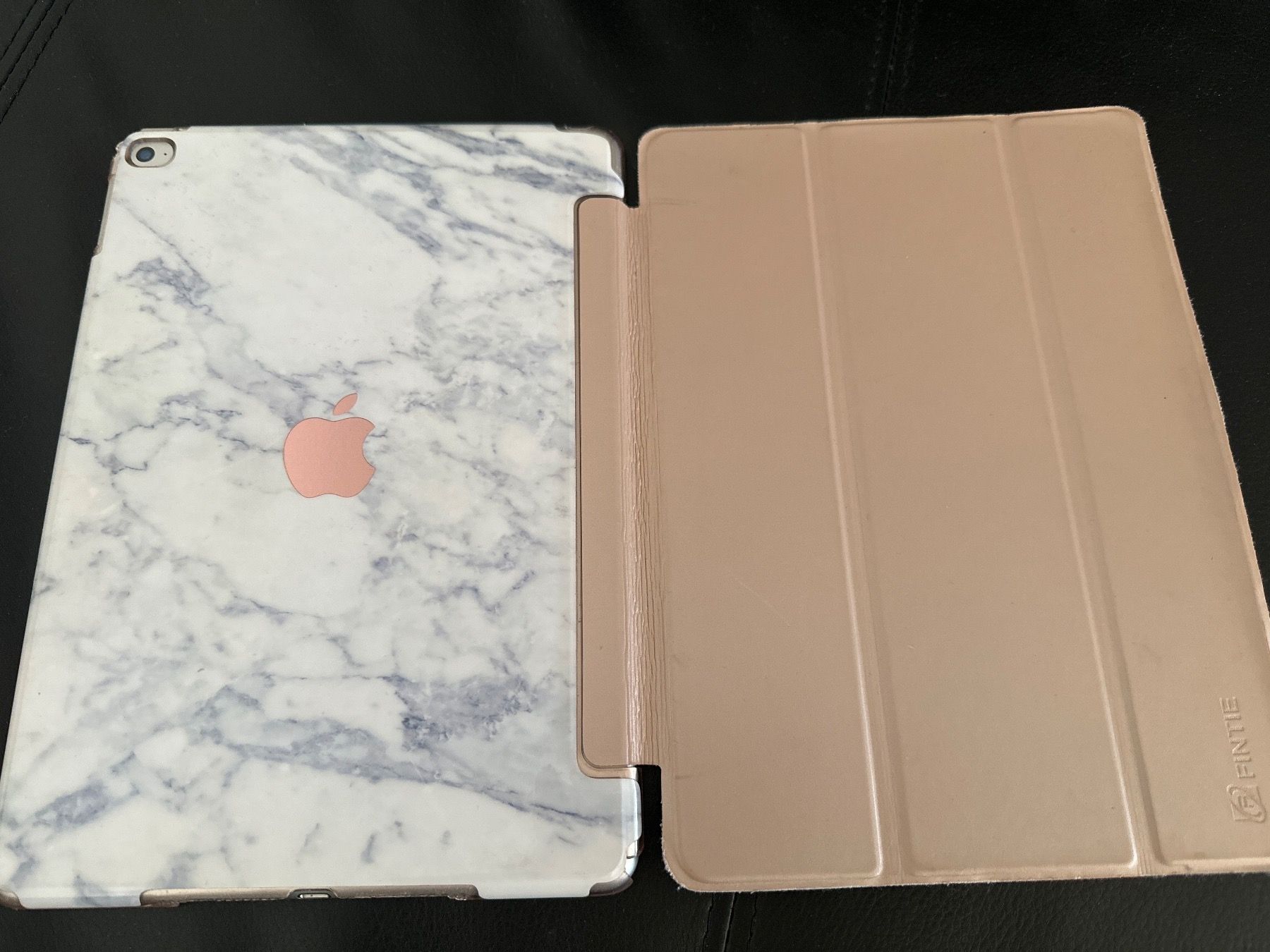 Apple Tablet PC: Apple Ipad Air 2 mit Hülle und Vinyl – Usato da Zürich venduto da katya_noia 1