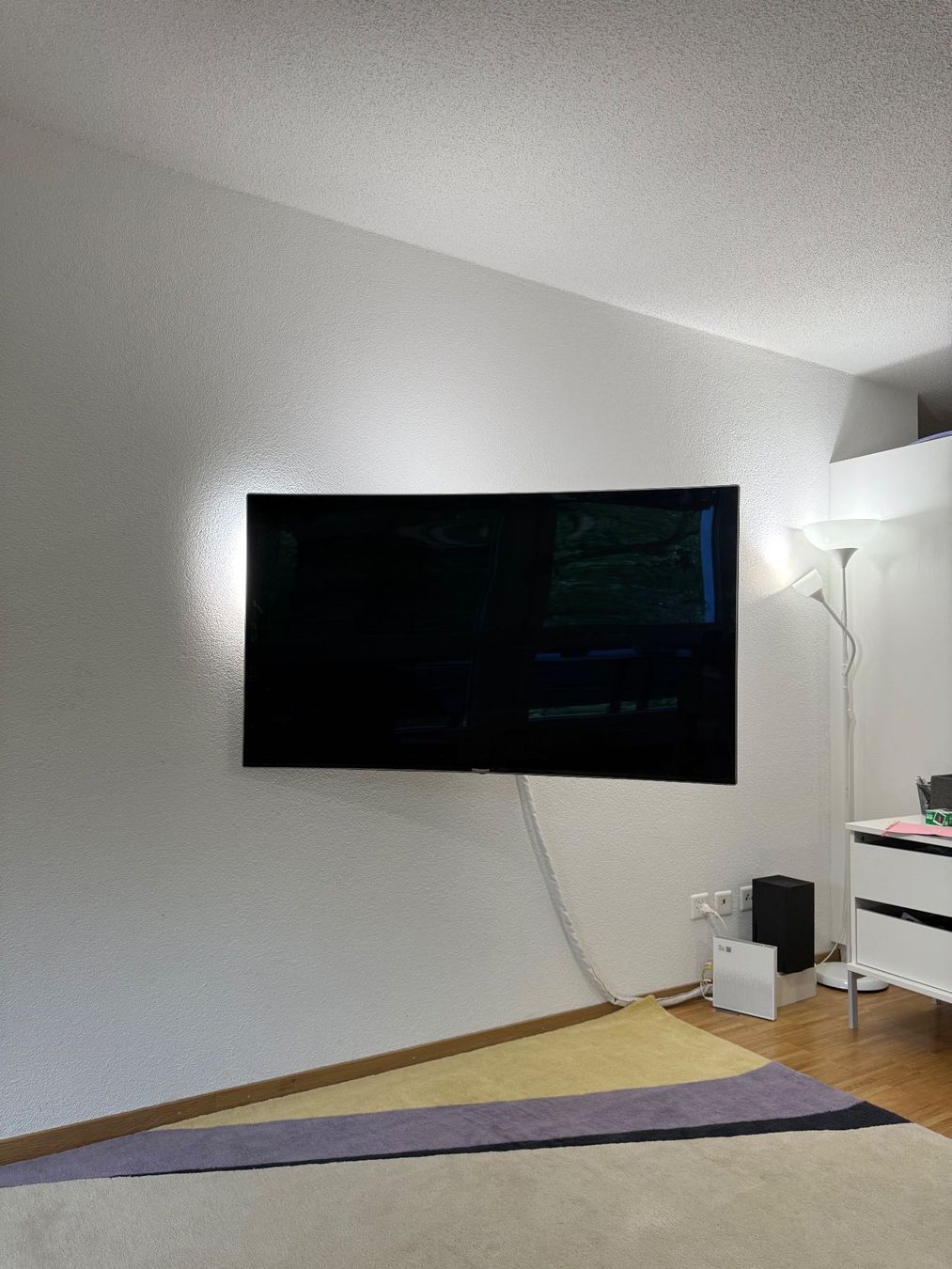 Samsung Televisori: Samsung 55" TV mit Wandhalterung – Usato da Zürich venduto da zar_r5wy