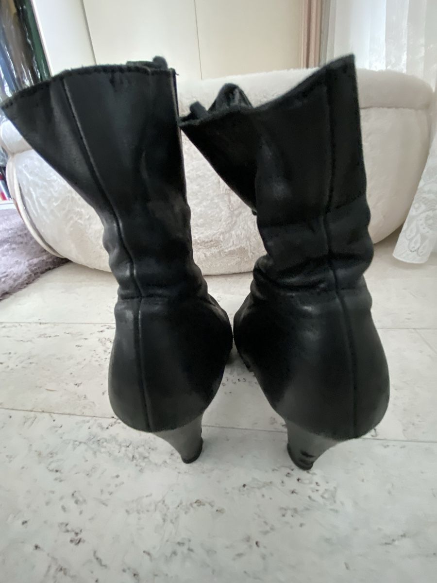 Paul Green Scarpe da donna: Paul Green - Schwarze Leder Stiefeletten – Usato da Bellach venduto da Legdance 3
