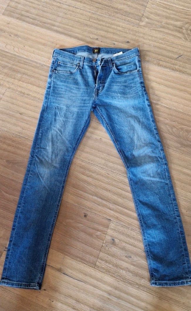 Jeans LEE Luke W32/L32 (D’occasion) à St-Triphon pour CHF 33 – avec
