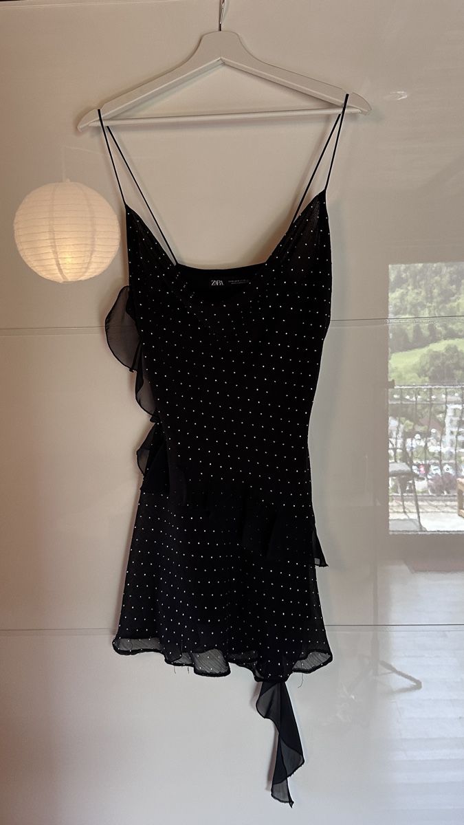 Zara Kleider: Kleid von Zara – Gebraucht aus Grellingen von isa_6yr8