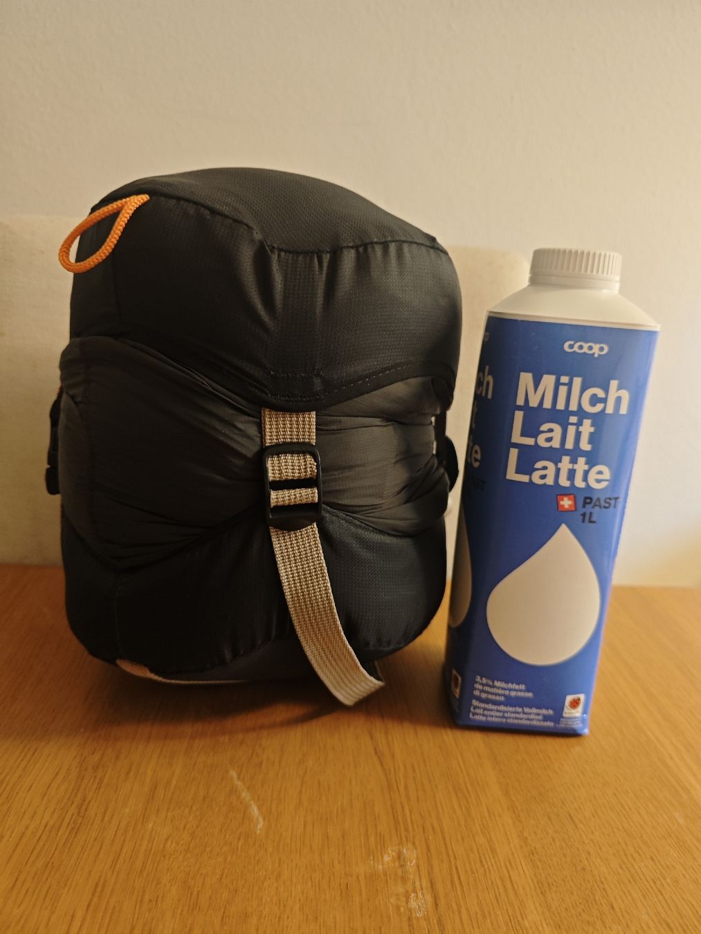 Schlafsäcke: Daunenschlafsack, ca. -2°C Komfort – Gebraucht aus Zürich von SwissParalettes 3
