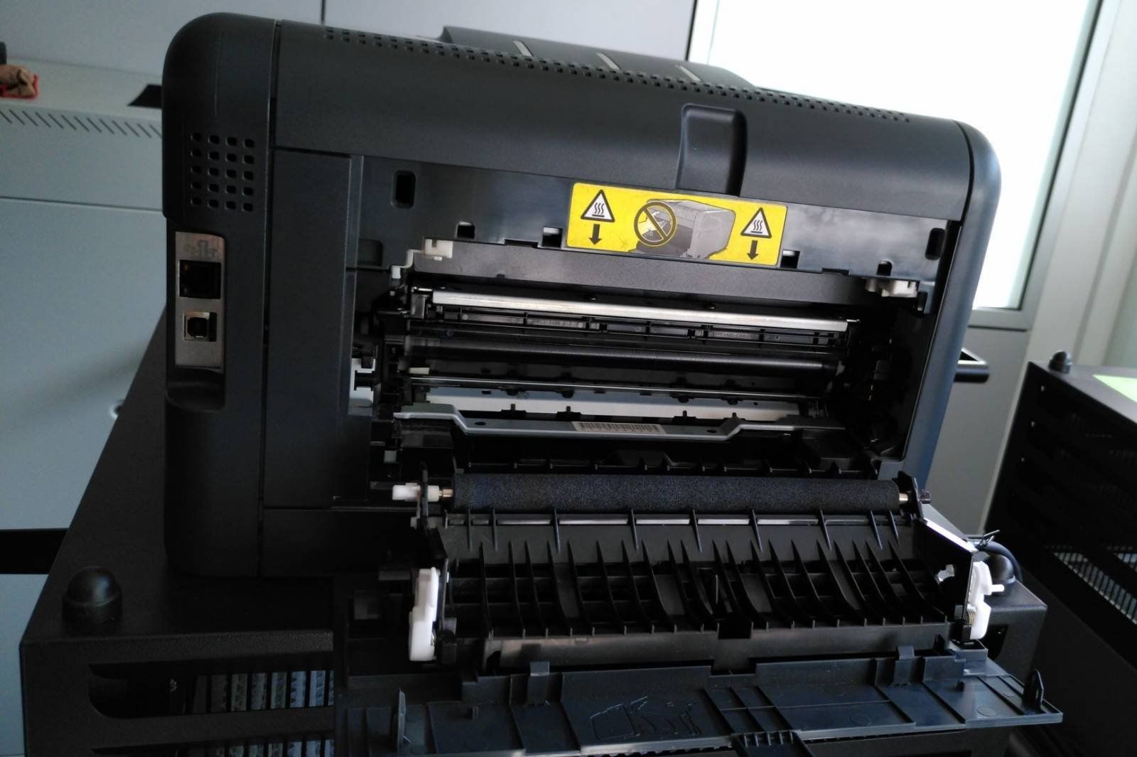 Hewlett Packard Stampanti: Drucker HP Color LaserJet CP1515n – Usato da Zürich venduto da sar_7qmm 5