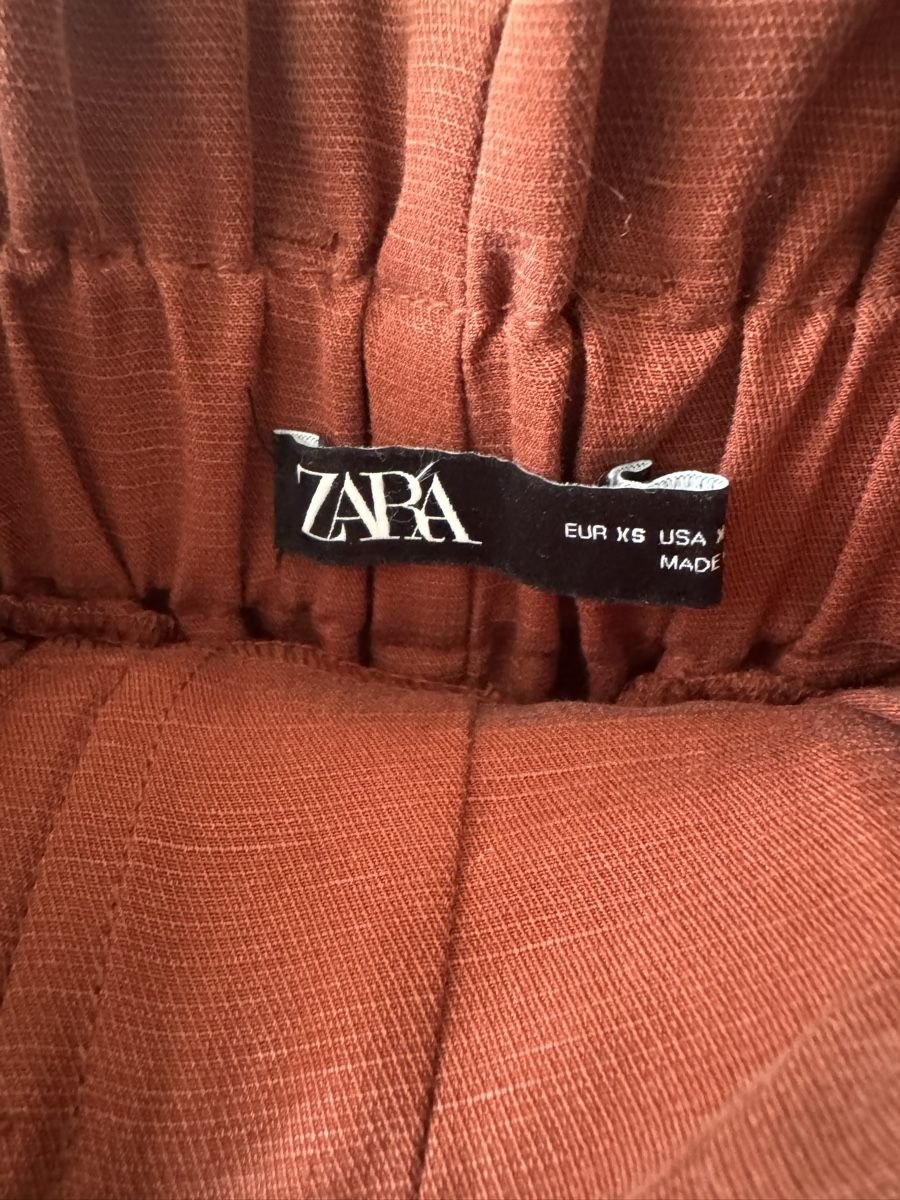 Zara Pantaloni: ZARA Shorts XS – Usato da Glattpark(Opfikon) venduto da LivS 1