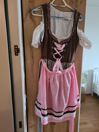 Dirndl Trachtenmode Grösse 42 und Strickjacke Grösse 42