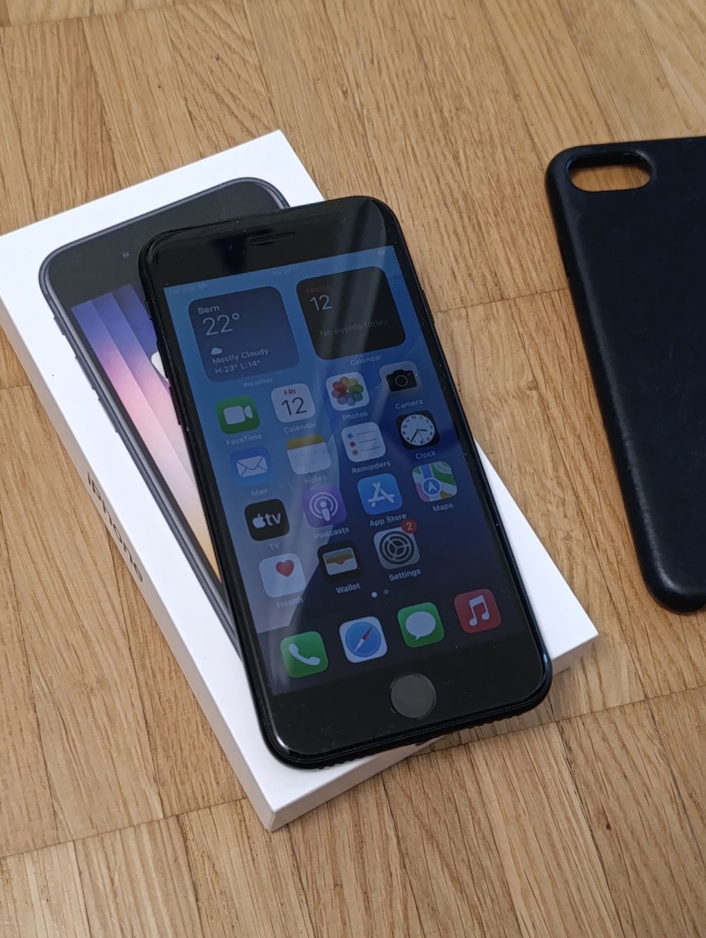 Apple Portables: iPhone SE 2022 256GB (3. Generation) – D'occasion à Luzern par mat_rc6g 3