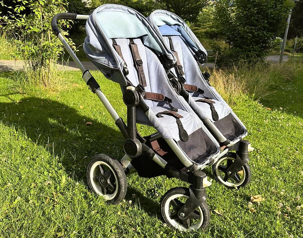 Carrozzine: Kompletter Bugaboo Donkey 2 (Zwillings-/Geschwisterwagen) – Usato da Zürich venduto da yueluescher 1
