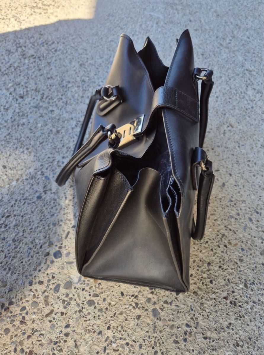 Furla Borse da donna: Original Furla Lederhandtasche in Schwarz – Usato da Bülach venduto da VP7773 1