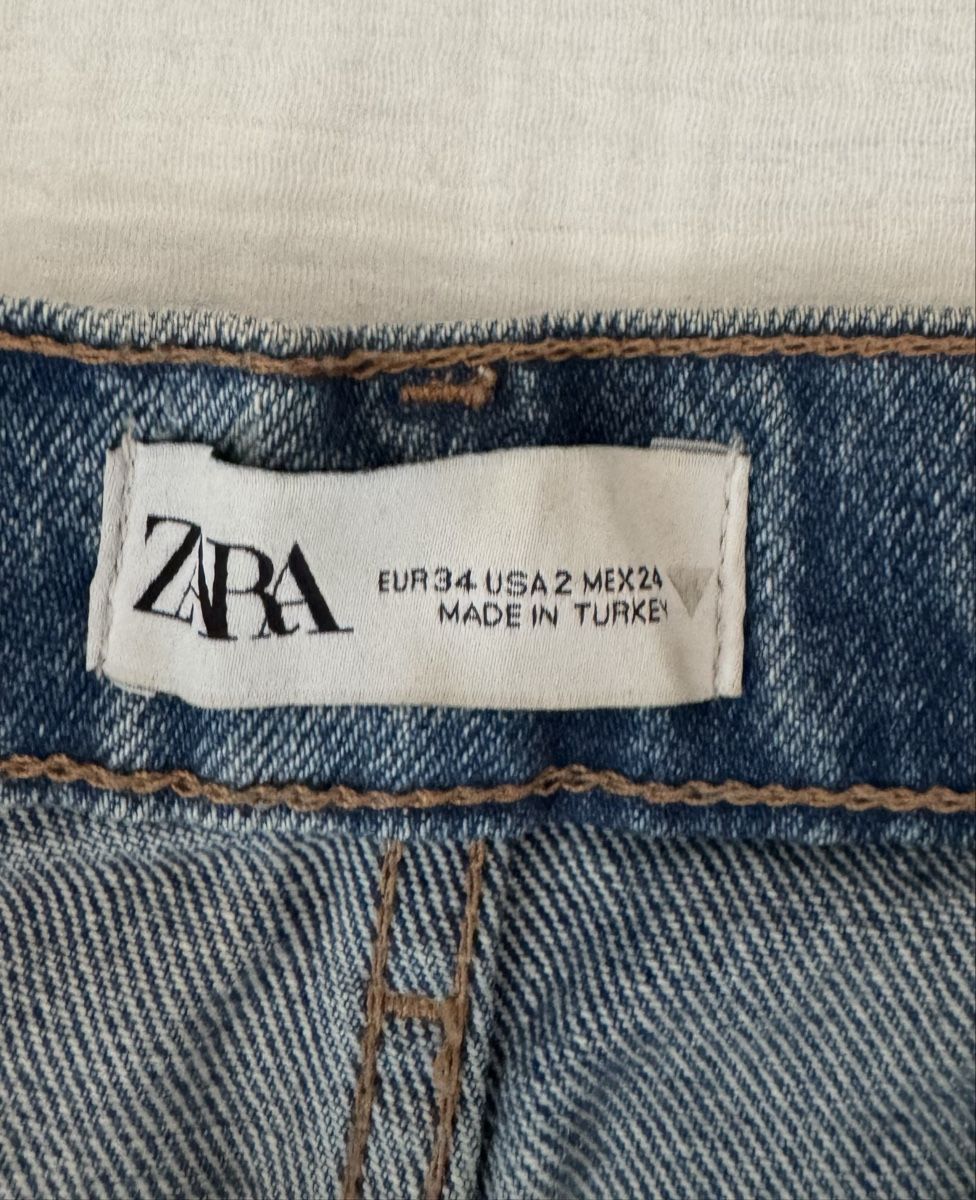 Zara Jeans: Jeans Shorts Zara Gr.34 – Usato da Aarau venduto da beckywhite 1