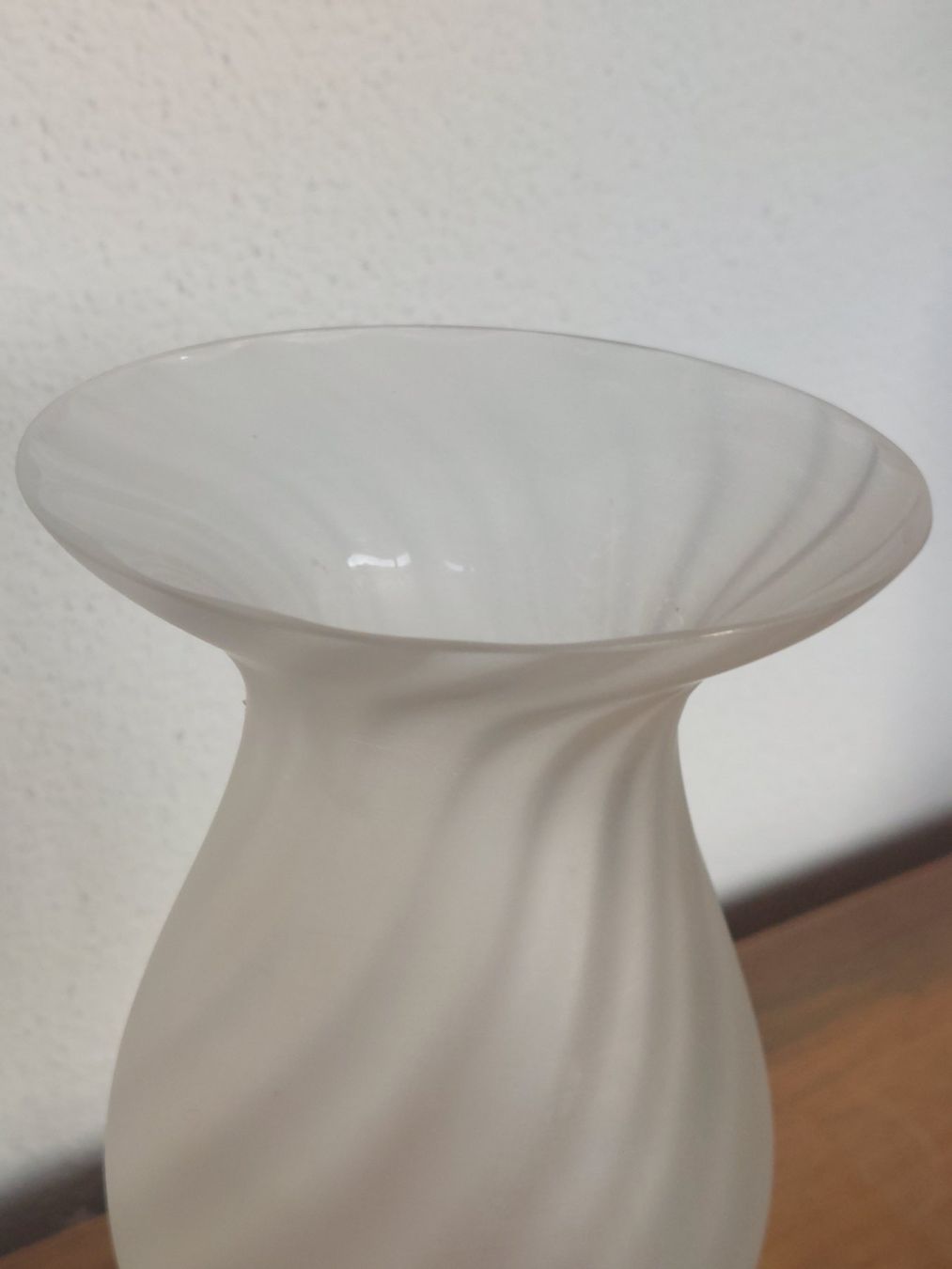 Vasi & Recipienti: Antike Swirl Glasvase, 1925- 1940 – Usato da Hergiswil NW venduto da maiette-23.N 4