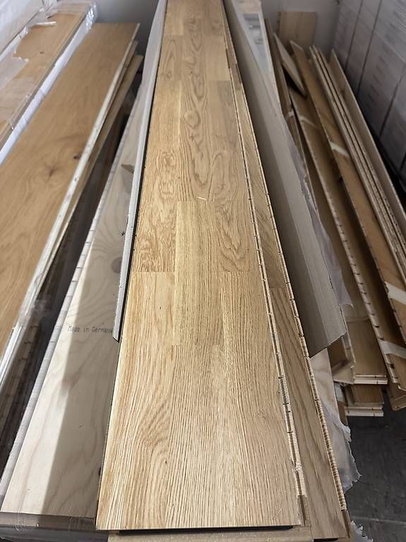 Articoli in legno:  Parkett Restposten Schiffsboden Eiche Favorit – Usato da Pratteln venduto da swisslaminat 2