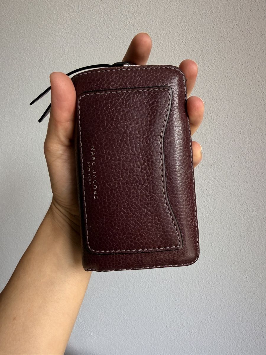 Marc Jacobs Portemonnaie: Marc Jacobs leather wallet  – Gebraucht aus Zürich von vrc_5snh 5